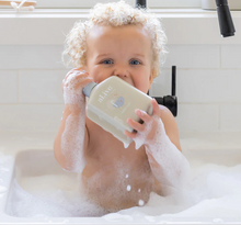 Load image into Gallery viewer, Apple Blossom Bubble Bath