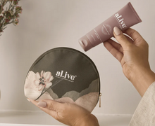 Load image into Gallery viewer, 'The Retreat' Hand & Lip Gift Set - Ltd Edition