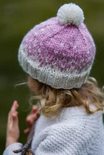 Load image into Gallery viewer, Acorn Kids Snowflake Beanie - 2 colour options