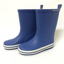Load image into Gallery viewer, Skeanie Kids Rubber Gumboots - Blue - Sz 27 - LAST PAIR
