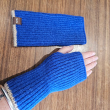 Load image into Gallery viewer, Soft Fingerless Gloves - Assorted Colours
