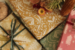 Calandra Lane Seasonal Xmas Wrapping Paper