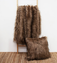 Load image into Gallery viewer, Elk Faux Fur Throw - Brown
