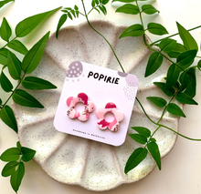 Load image into Gallery viewer, Popirie Essential Flower Studs
