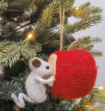 Load image into Gallery viewer, Mouse Eating Apple Hanging Decoration
