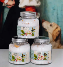 Load image into Gallery viewer, Bath Salts - Sweet Orange &amp; Patchouli
