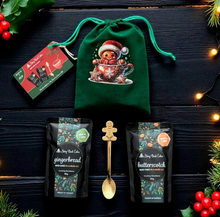 Load image into Gallery viewer, Velvet Xmas Bag with 2 cakes + gold spoon

