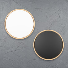 Load image into Gallery viewer, Round Floating Frame with Primed Art Board
