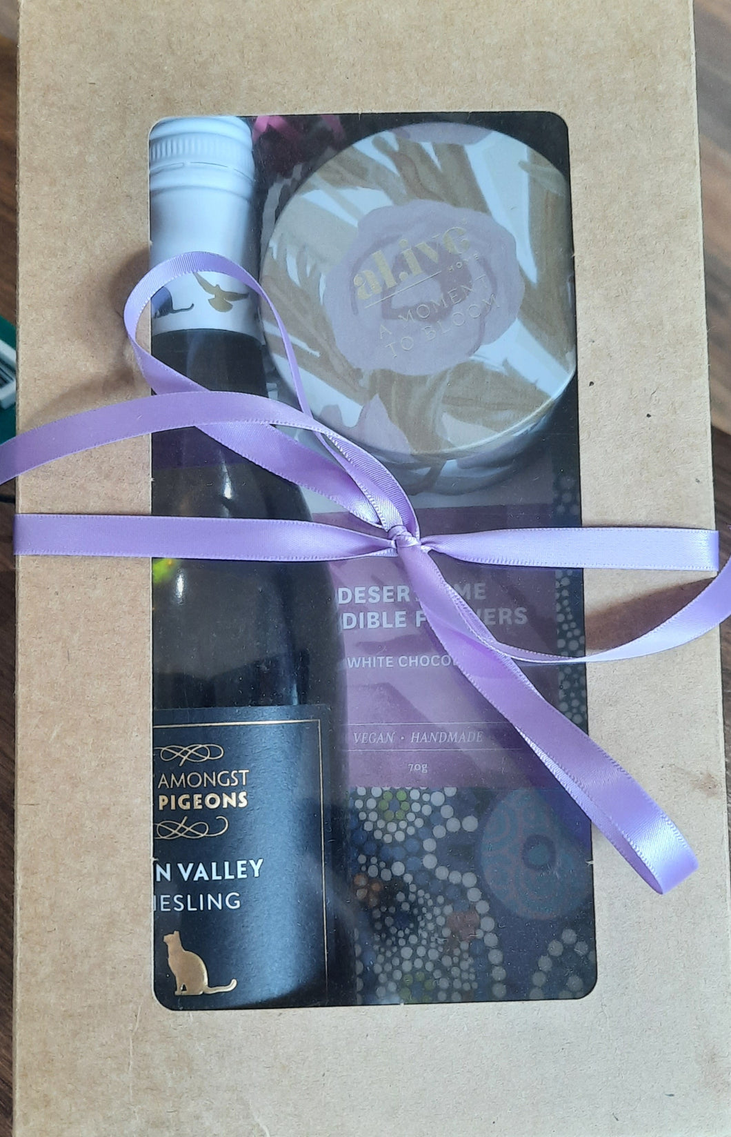 WIne & Choc Gift Pack