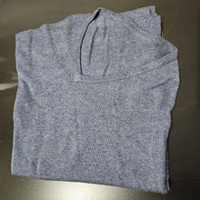 Load image into Gallery viewer, Cashmere Poncho - One Size
