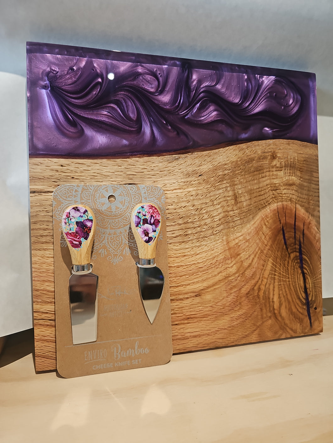 Resin Timer Serving Board & Cheese Set