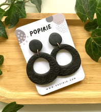 Load image into Gallery viewer, Popirie Miss Henna Organic Circle Earrings - 4 colours
